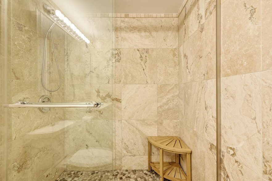 Bathroom - 5683 Midnight Pass Rd