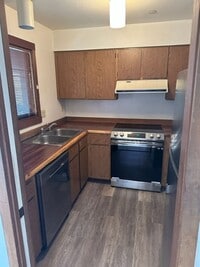 Building Photo - Santa Cruz, 2bd. 2ba. Condo, close to Down...