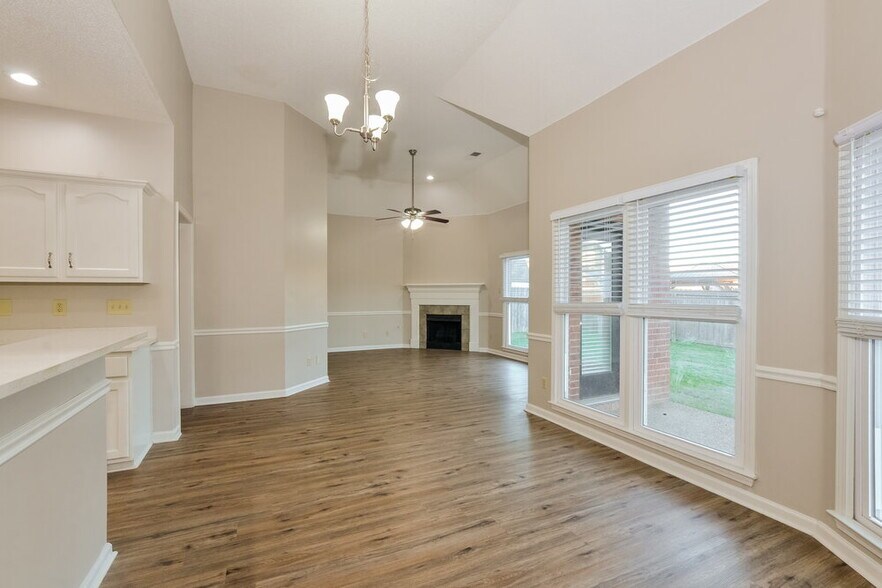 Building Photo - 6544 Misslow Cove