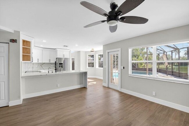 Building Photo - 7306 Spinnaker Bay Dr