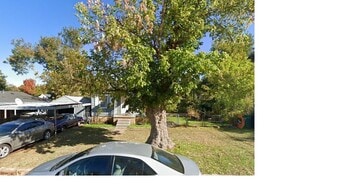 Building Photo - 3712 N Barnes Ave