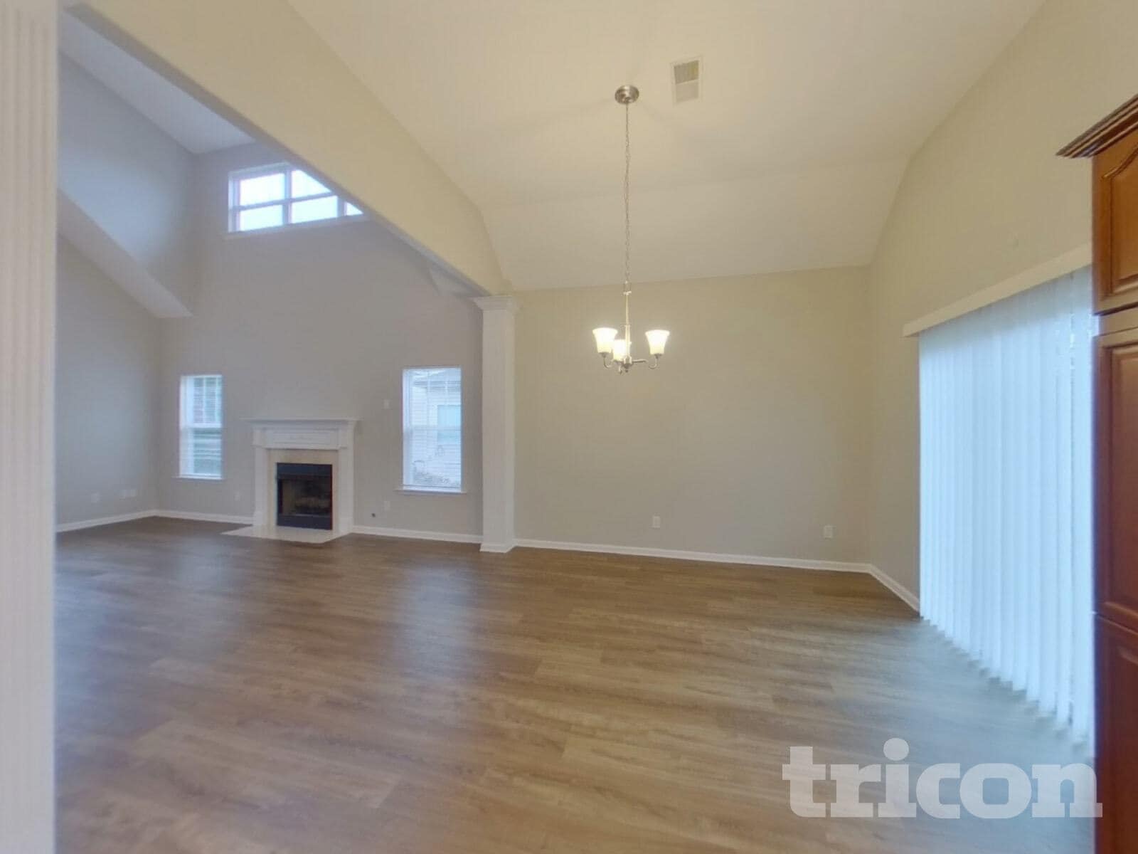 Building Photo - 1444 Bern Dr