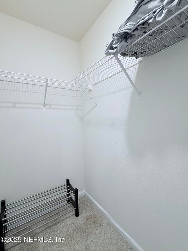 Building Photo - 48 Java Ln