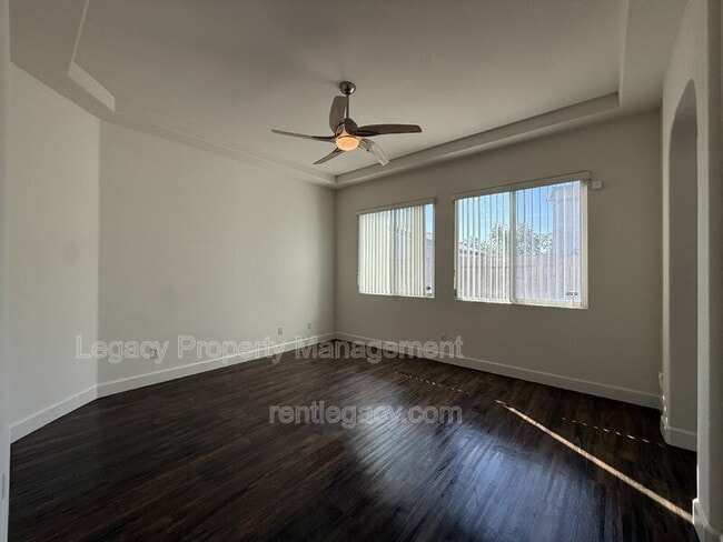 Building Photo - 1700 Charm Way