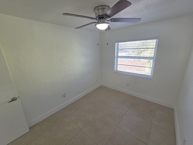 Building Photo - 19356 SW 103rd Ct