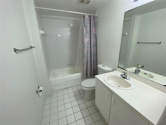Building Photo - 495 Las Cortes Ln
