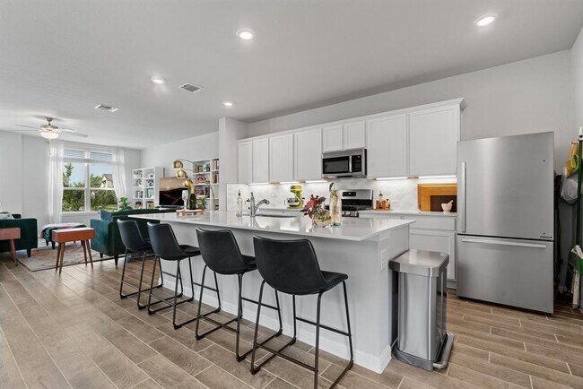 Building Photo - 5317 Baythorne Dr