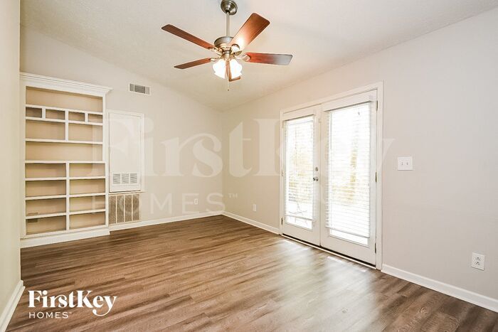 Building Photo - 44 Hartley Woods Dr