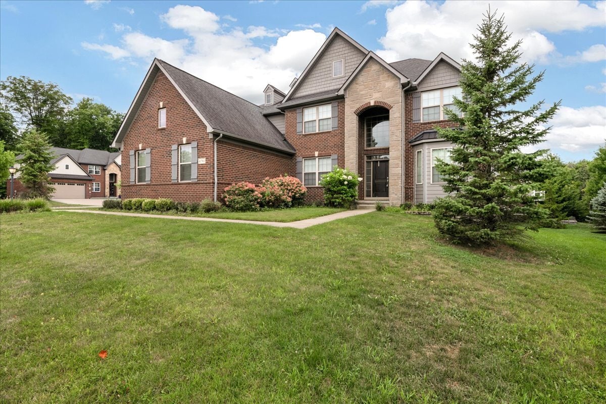 Building Photo - 41761 Steinbeck Gln