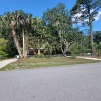 Building Photo - 110 Park St