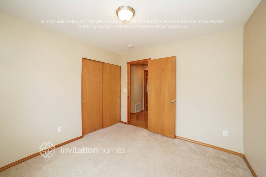 Building Photo - 24708 233rd Pl SE
