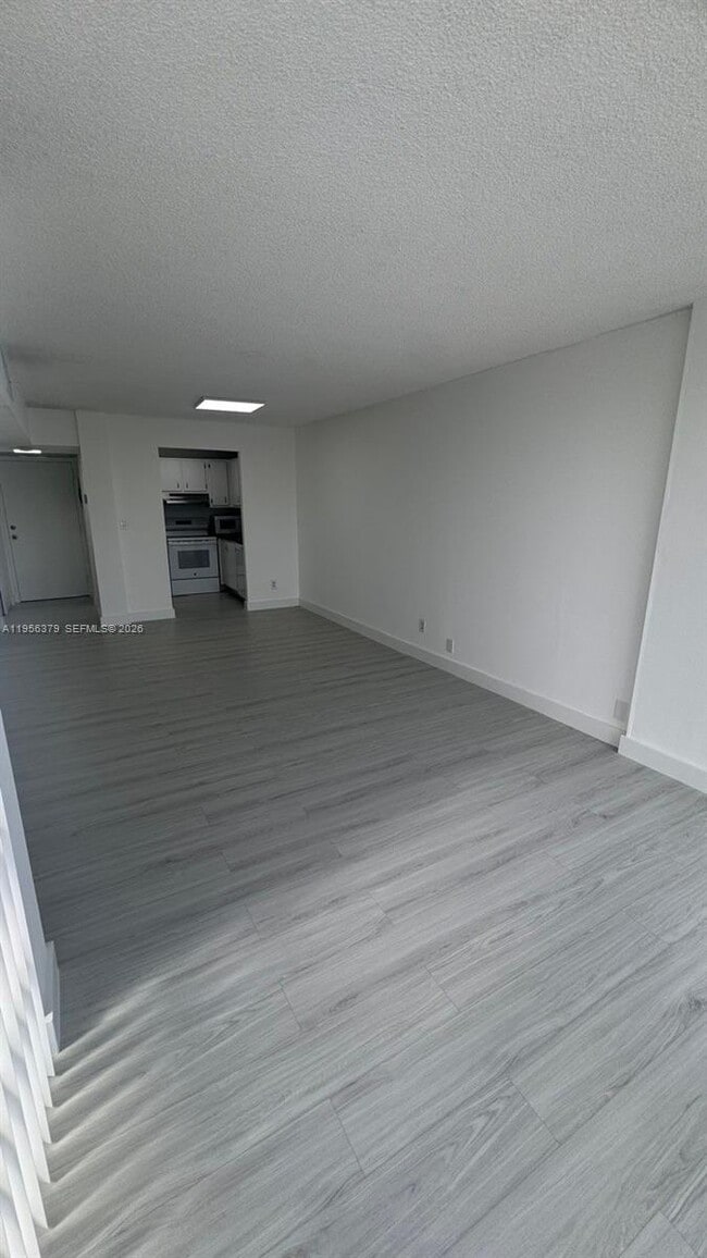 Building Photo - 200 172nd St