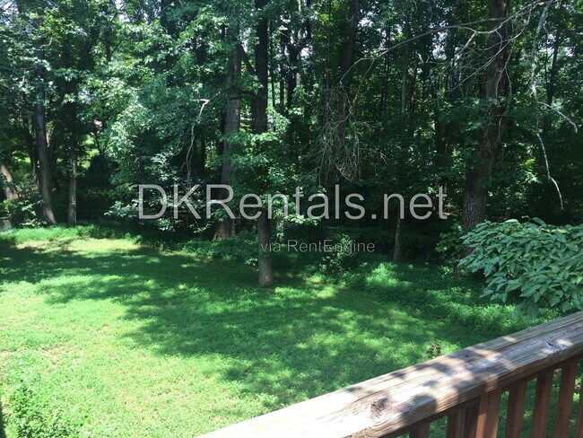 Building Photo - 1580 Bainbridge Ln