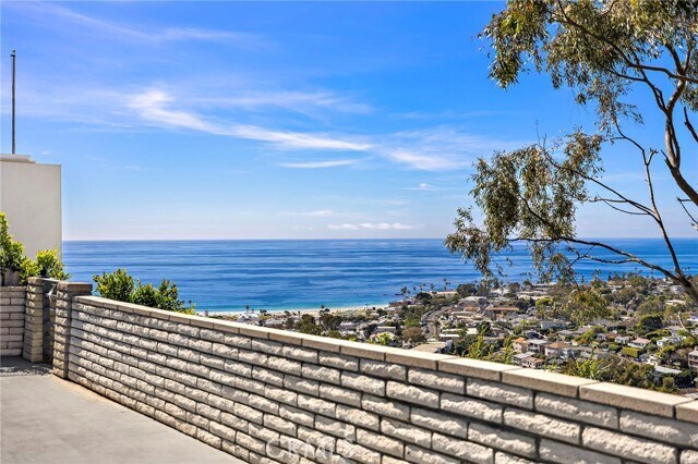 Building Photo - 696 Mystic View