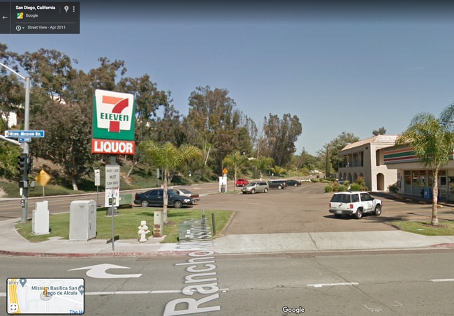 Building Photo - 10400 Caminito Cuervo