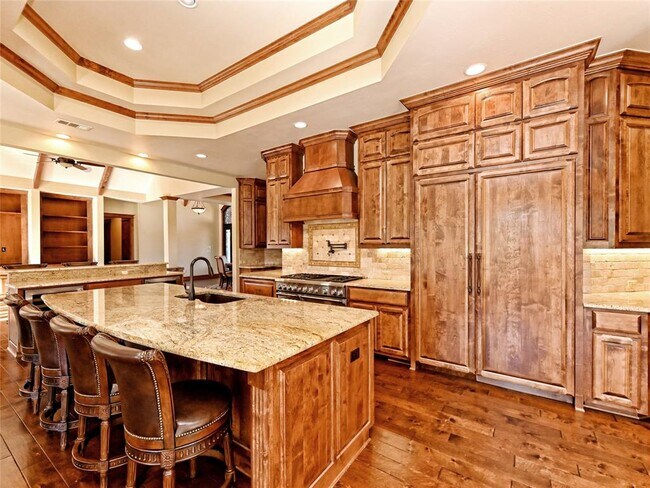 Building Photo - 26505 Masters Pkwy