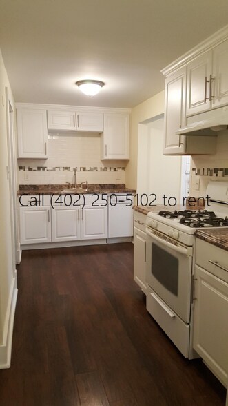 Building Photo - 1820 N 49th Ave