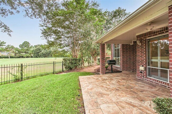 Building Photo - 16 Kelliwood Ct Cir