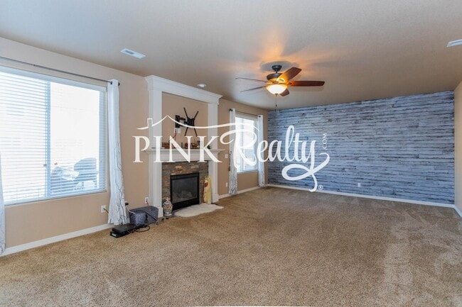 Building Photo - Gorgeous 2 Story Home in Lorson Ranch!!