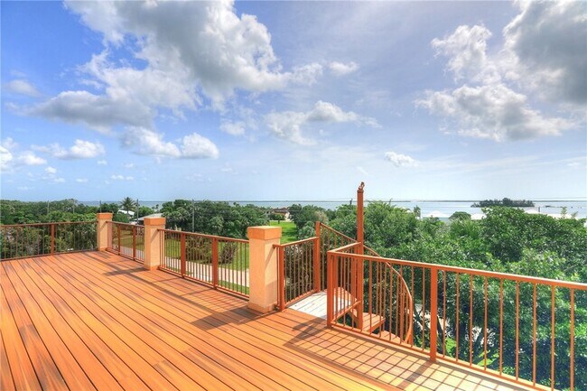 Building Photo - 7785 Grand Oak Cir