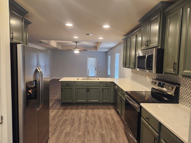Building Photo - 18178 Cardinal Ln