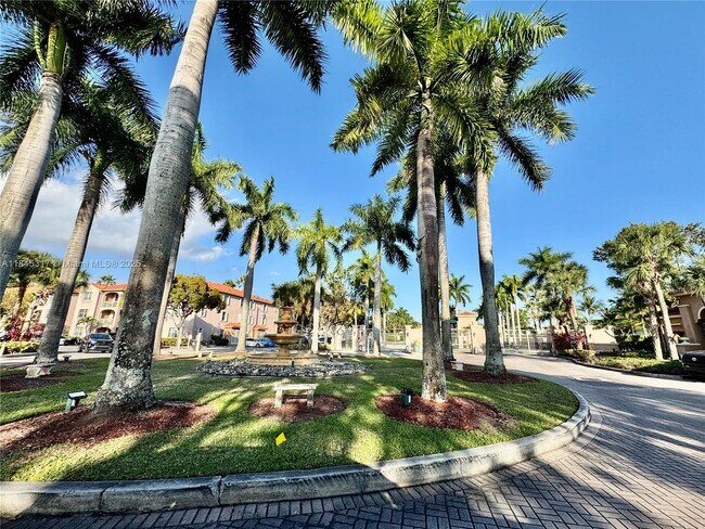 Building Photo - 6540 NW 114th Ave