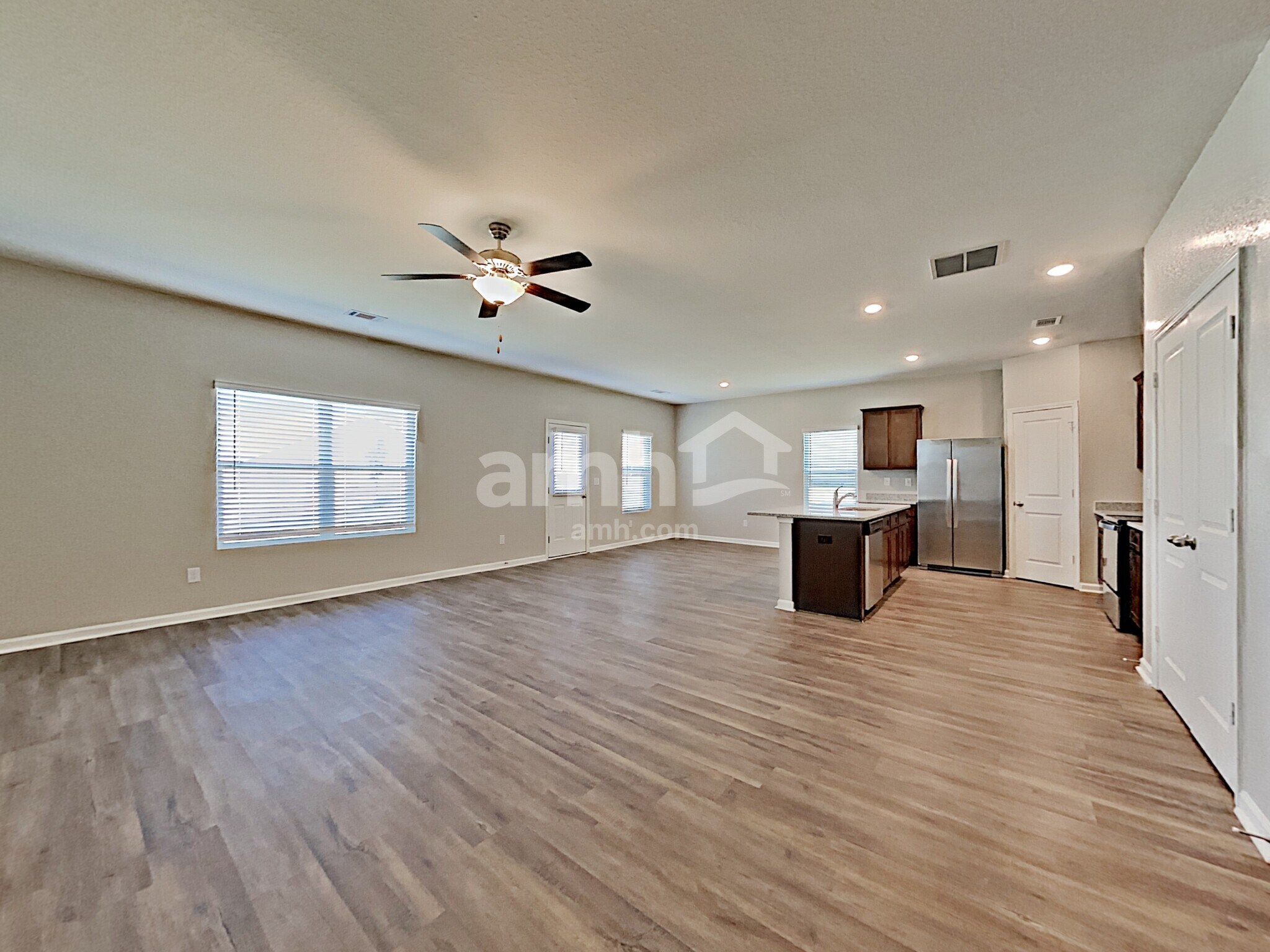 Building Photo - 3410 Ridge HillPkwy