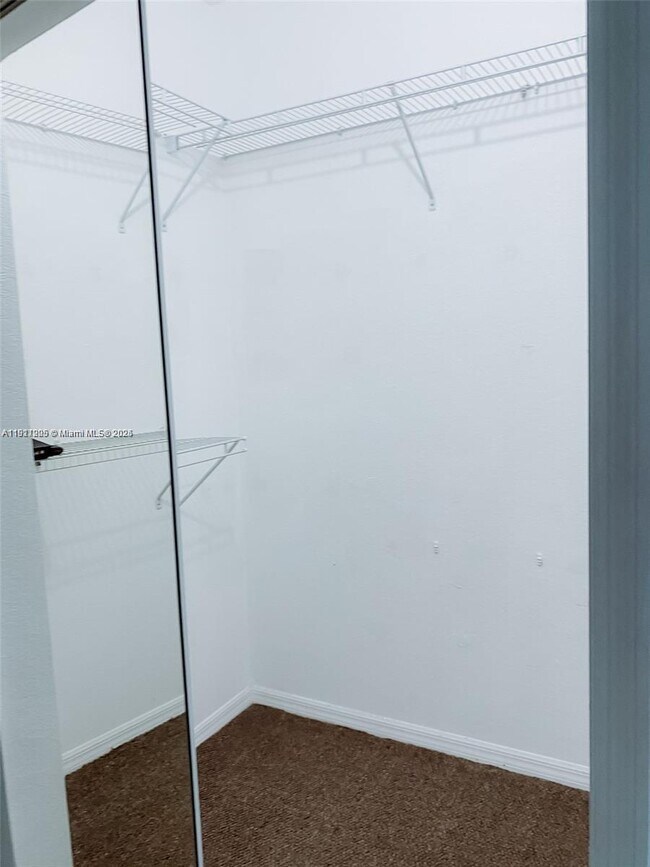 Building Photo - 15264 SW 91st Ln