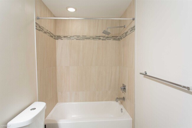 Building Photo - 2 br, 2 bath 4plex - 1926 BROWN ST Unit 3