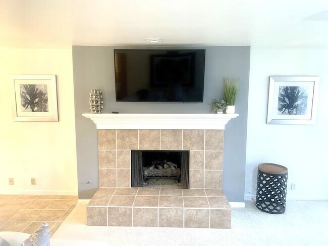 Building Photo - 46568 Arapahoe Dr
