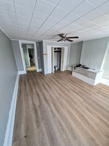 Building Photo - 540 Niagara St