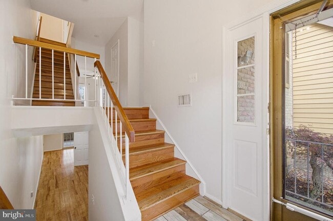 Primary Photo - 7393 Swan Point Way