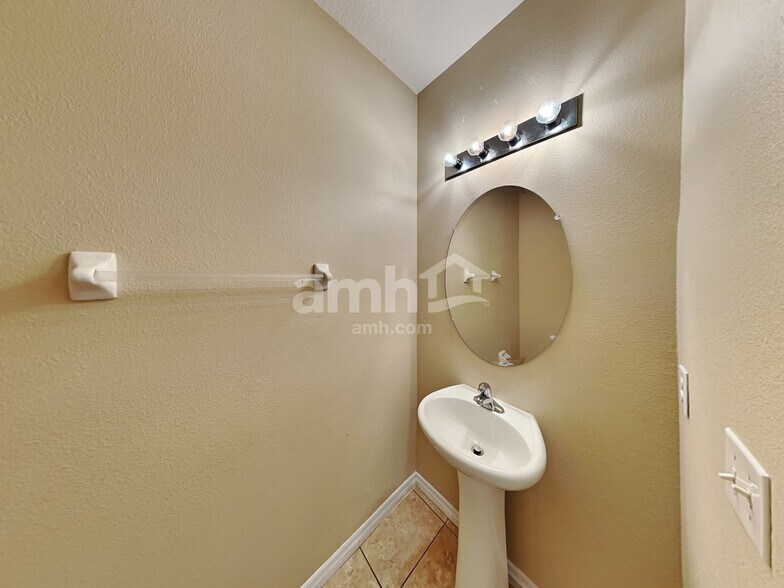 Building Photo - 404 Britton Shores Ct