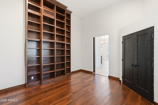 Building Photo - 25555 N Windy Walk Dr