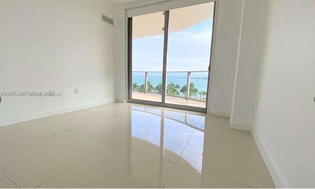 Building Photo - 488 NE 18th St