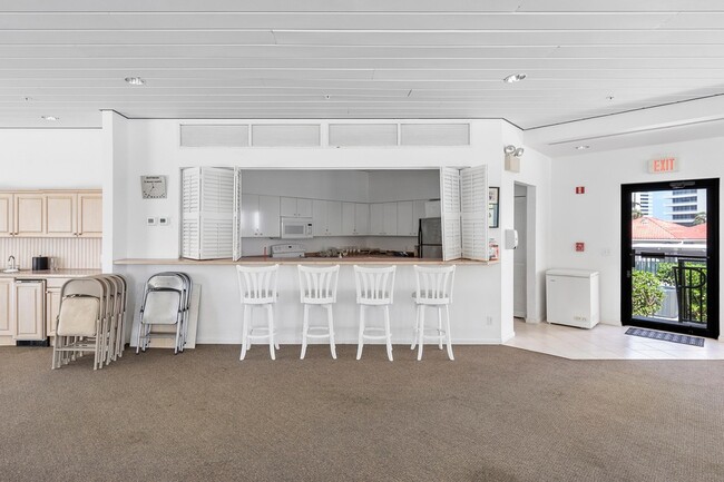 Building Photo - 5460 N Ocean Dr