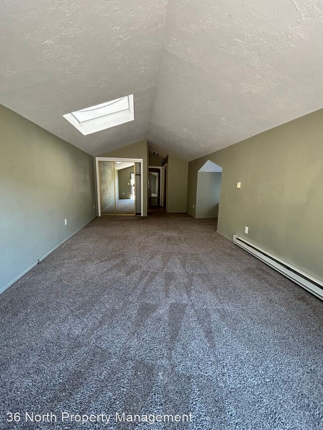 Building Photo - 4 br, 2 bath House - 25965 Colt Lane