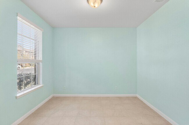 Building Photo - Dripping Springs Charmer