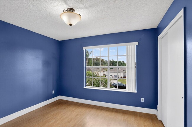 Building Photo - 14912 White Magnolia Ct