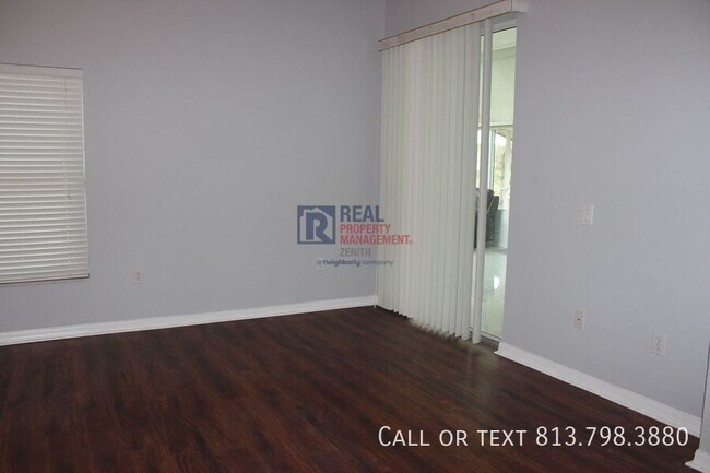 Building Photo - 31215 Wrencrest Dr