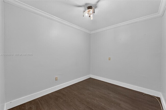 Building Photo - 8401 SW 107th Ave