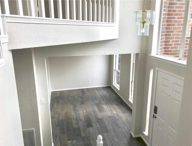Building Photo - 11112 Newport Dr
