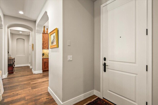 Building Photo - 20704 N 90th Pl