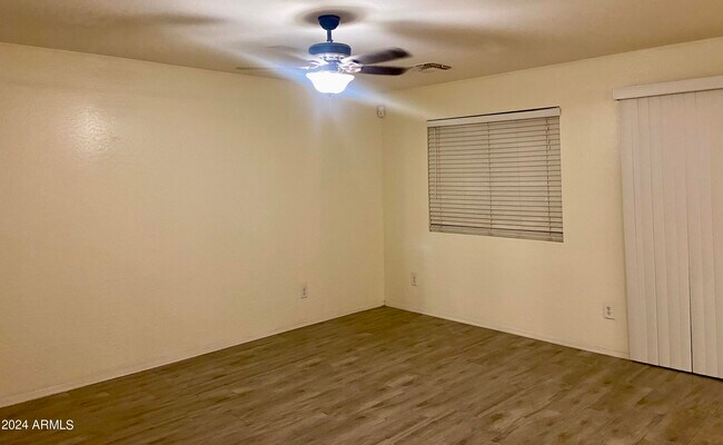 Building Photo - 21875 W Cocopah St