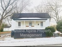 Building Photo - 401 Gardner St