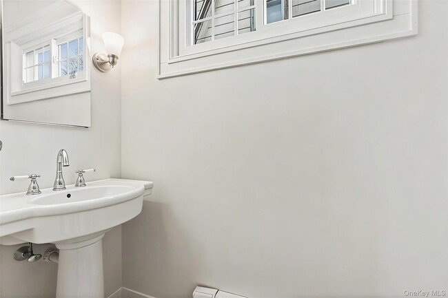 Building Photo - 518 Prospect Ave