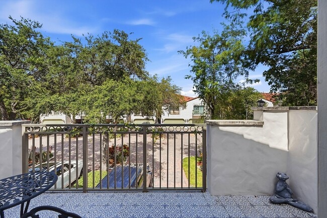 Building Photo - 4419 Hidden Harbour Terrace