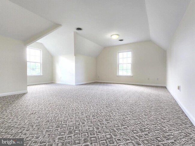 Building Photo - 62 Liberto Ln