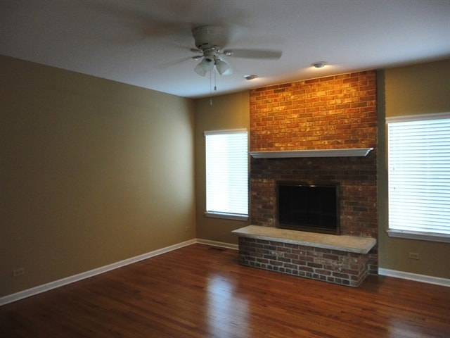 Building Photo - 626 David St