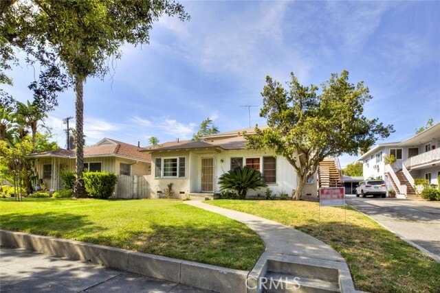 Building Photo - 1209 E Lexington Dr